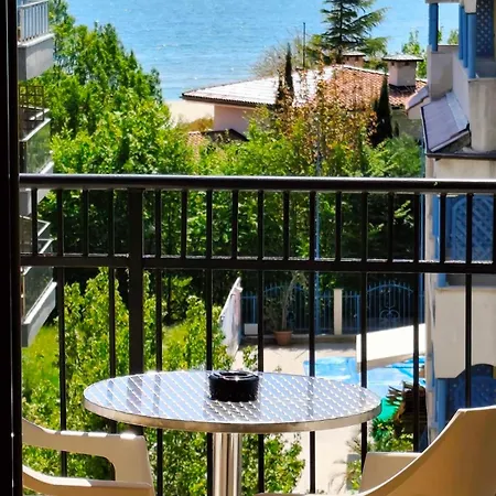 бреза Hostel Sluneční pobřeží